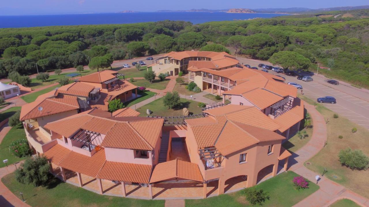 Borgo Dei Pescatori Hotel Aglientu Exterior photo