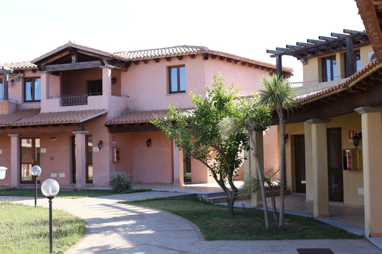 Borgo Dei Pescatori Hotel Aglientu Exterior photo