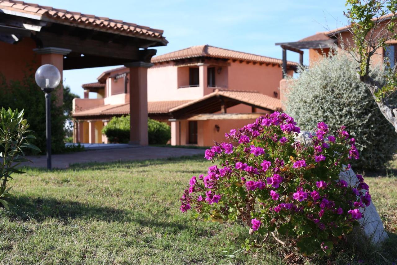 Borgo Dei Pescatori Hotel Aglientu Exterior photo