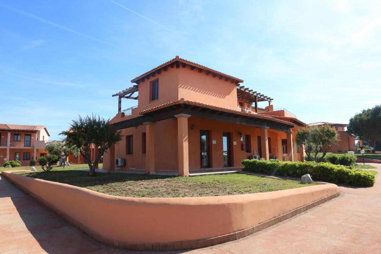 Borgo Dei Pescatori Hotel Aglientu Exterior photo